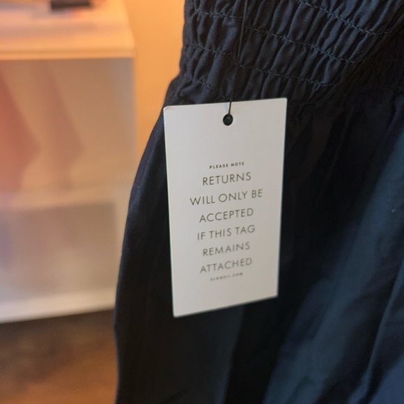 🖤 Black poplin textured smocked flare maxi dress with adjustable straps - NWT - Picture 8 of 10